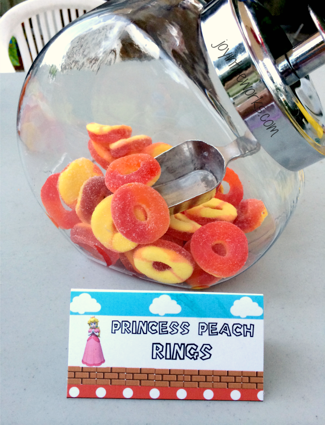 Party snack: Princess Peach rings