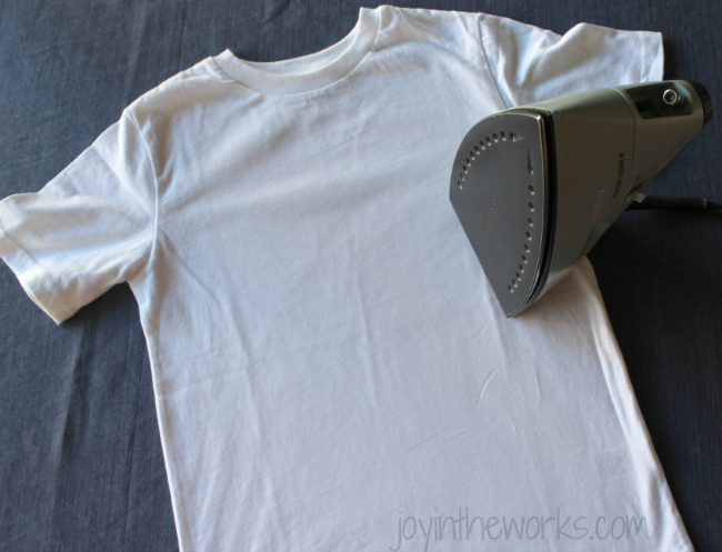 DIY iron-on 4th of July t-shirt, Step 3: Iron t-shirt