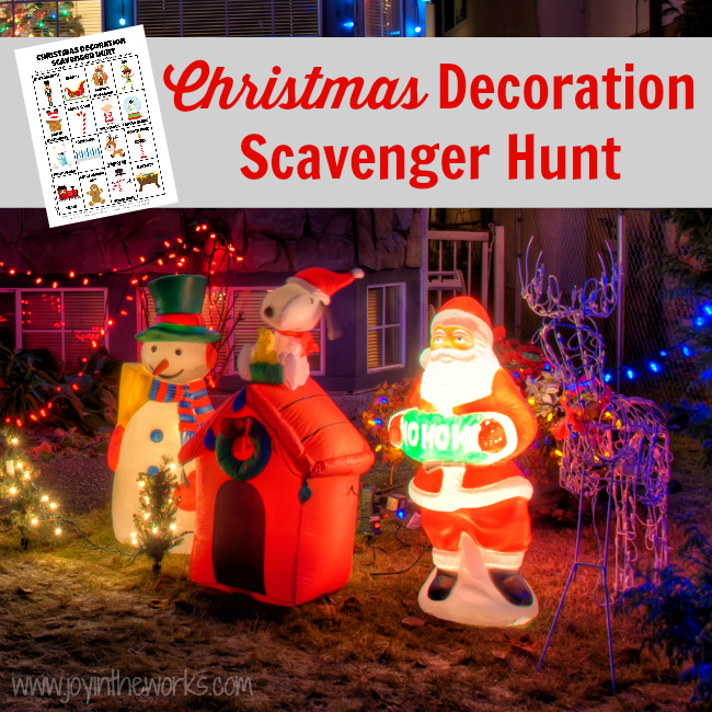 Make looking at Christmas lights even more fun with this Christmas Decoration Scavenger Hunt!