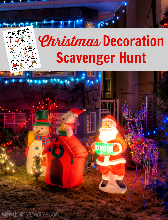 Make looking at Christmas lights even more fun with this Christmas Decoration Scavenger Hunt!