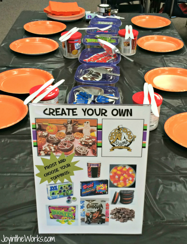 A Halloween Donut Bar is a perfect snack AND activity for a class Hallloween party. Expecially for the older students in 3rd, 4th, 5th and 6th grade!