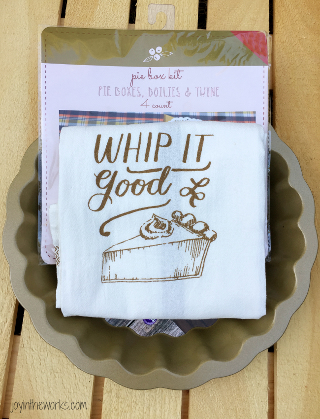 Simple hostess gift idea for Thanksgiving: a pie plate, dishtowel and leftover pie boxes