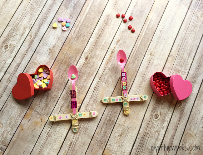 Looking for a fun activity for a class Valentine Party? Check out this Conversation Heart Valentine Catapult. It's a super easy #STEM activity for home or at school! Plus you can compare conversation hearts and other candy and eat the leftovers! =)