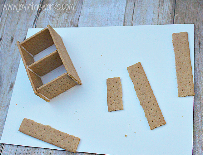 Springtime on the farm with a graham cracker barn Step 3