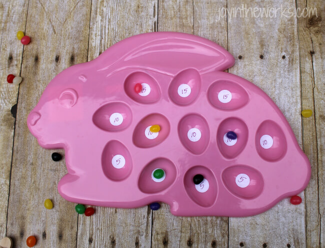 Looking for a fun Spring or Easter activity for an Easter Party or just a fun activity at home? Check out this Jelly Bean Catapult activity where the kids build their own catapults and launch the classic Easter candy! To make it extra fun, add point values and target practice! It's a great #STEM activity that ends with sweets!